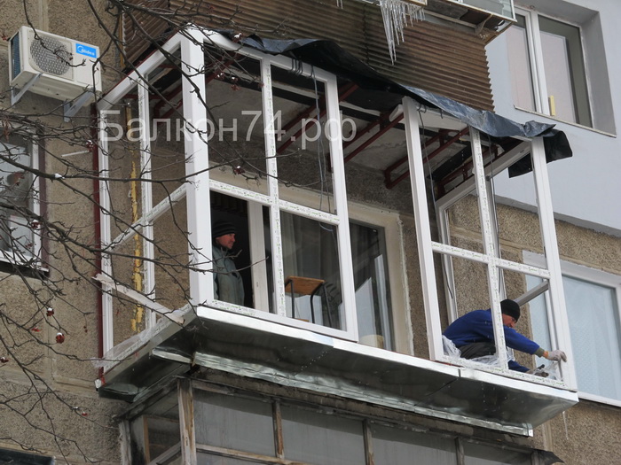 Установка Французского остекления балкона
