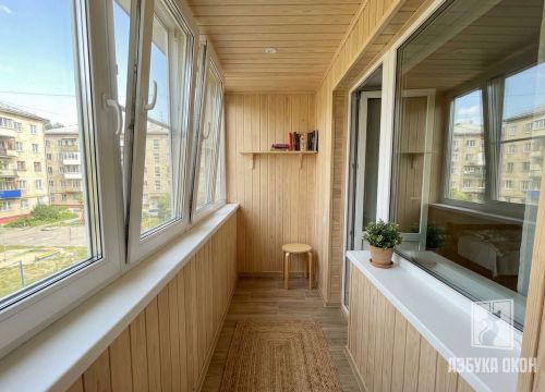 Balkon Otdelka Derevom042