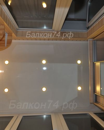 Potolok Balkon